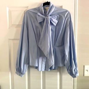 Puff Sleeve Bow-tie Button Down